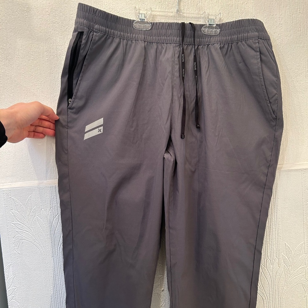 ✨ 2/$30 ✨ Hurley Trackpants (performance) grey with Zip, Size XL